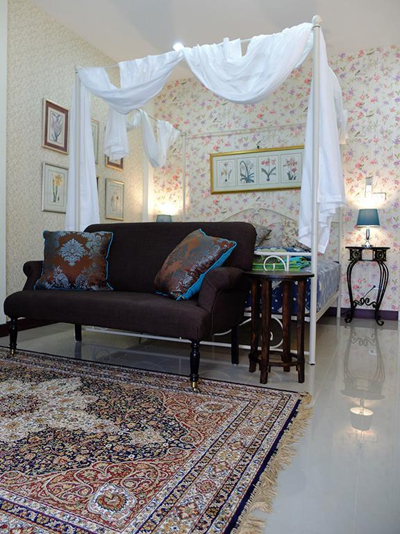 The London Tearoom Chiang Mai Eksteriør billede